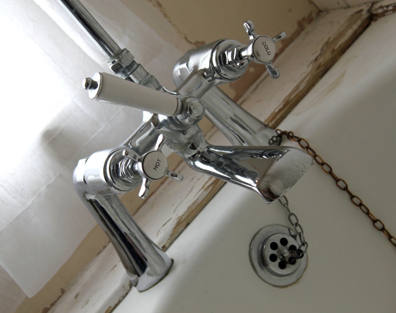 Bathroom installation in Swiss Cottage